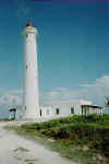 lighthouse_southpoint_cozumel.jpg (46362 bytes)