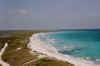 south_east_beach_cozumel_deserted.jpg (27243 bytes)