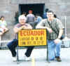 jim_and_corey_at_mitad_del_mundo_ecuador.JPG (24919 bytes)